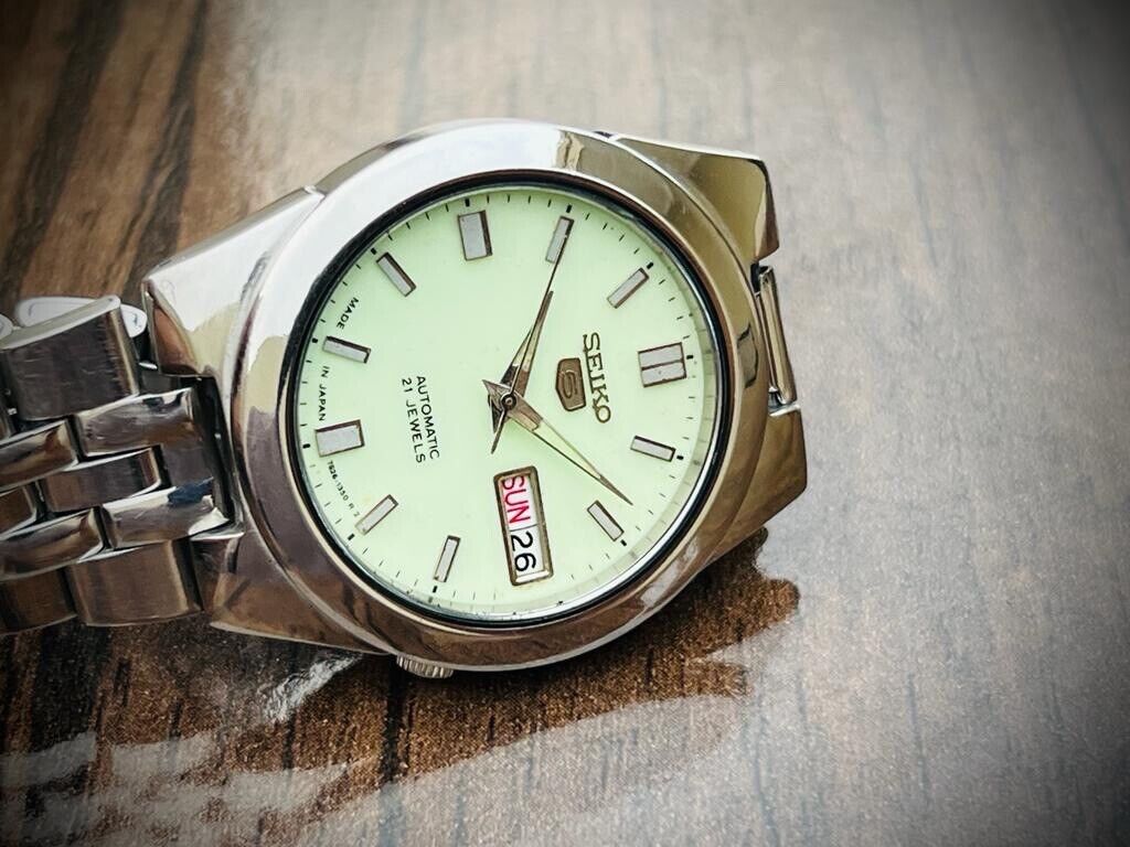 Seiko 5 Automatic 21 Jewels Radium Dial, 7S26-03B0, 36mm Gents Watch - Grab A Watch Co