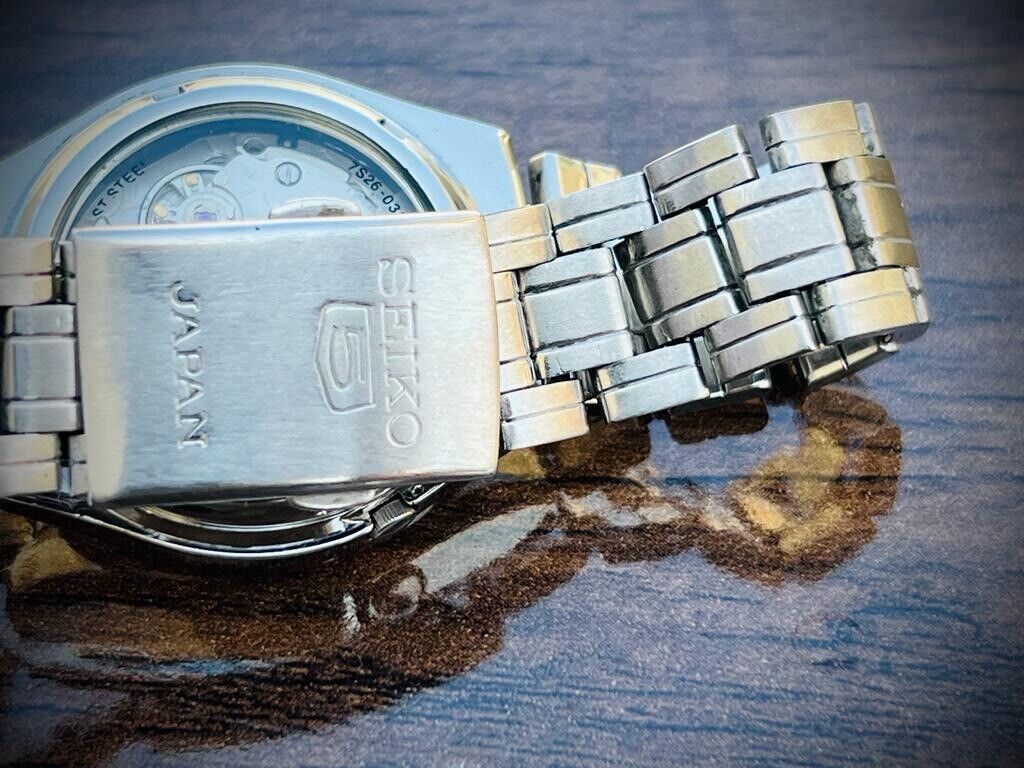 Seiko 5 Automatic 21 Jewels Radium Dial 7S26-03E0, Japan 36mm