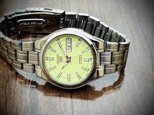 Seiko 5 Automatic 21 Jewels Radium Dial 7S26-03E0, Japan 36mm