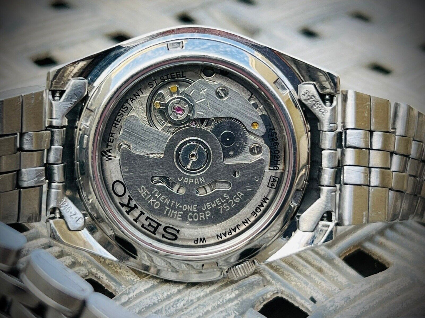 Seiko 5 Automatic 21 Jewels Radium Dial Ref:7S26-02H0, Japan 36mm #178