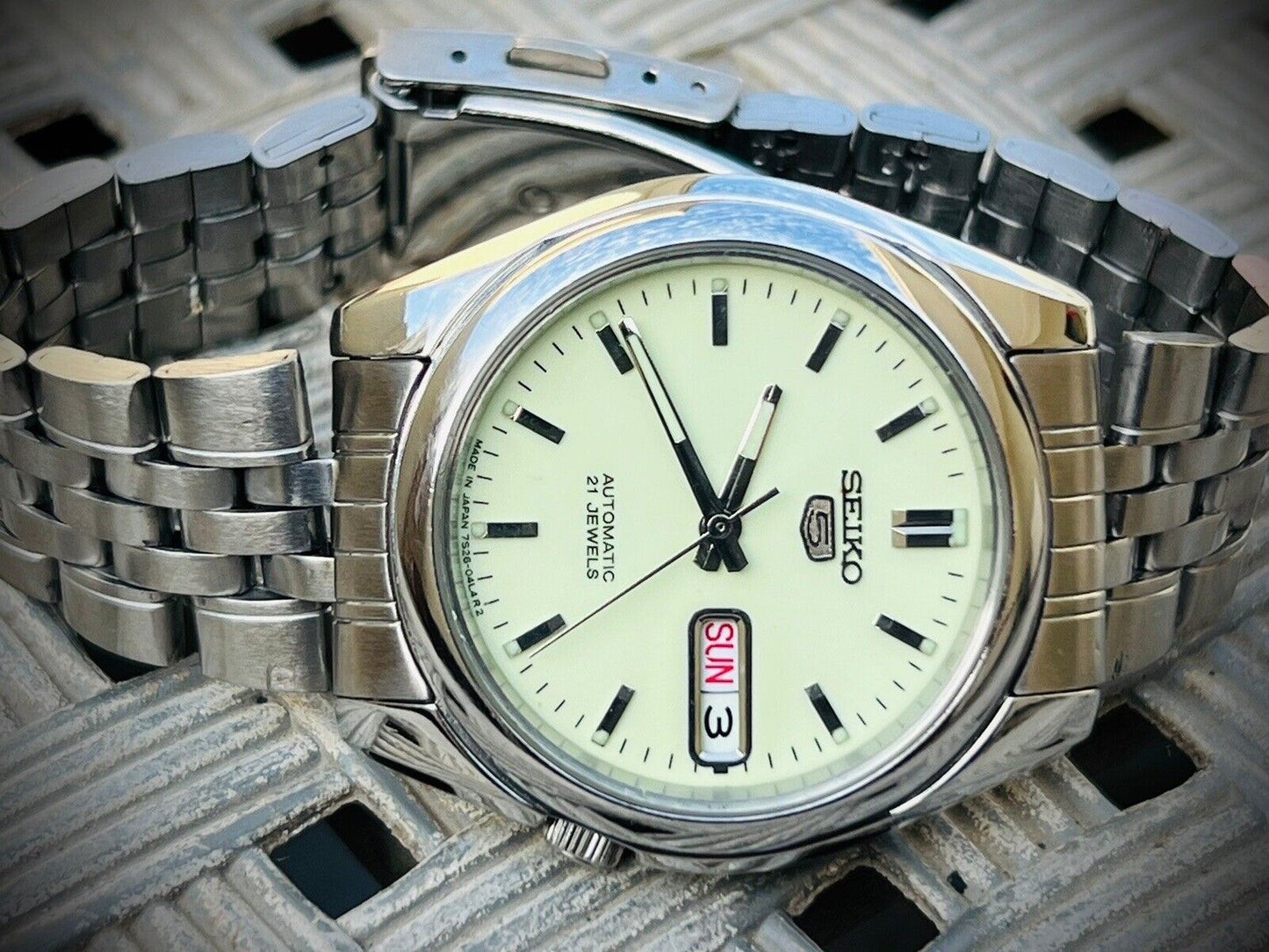 Seiko 5 Automatic 21 Jewels Radium Dial Ref:7S26-02H0, Japan 36mm #178
