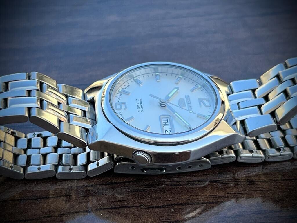 Seiko 5 Automatic 21 Jewels Silver Dial, 7S26-01T0 36mm Men’s Watch - Grab A Watch Co