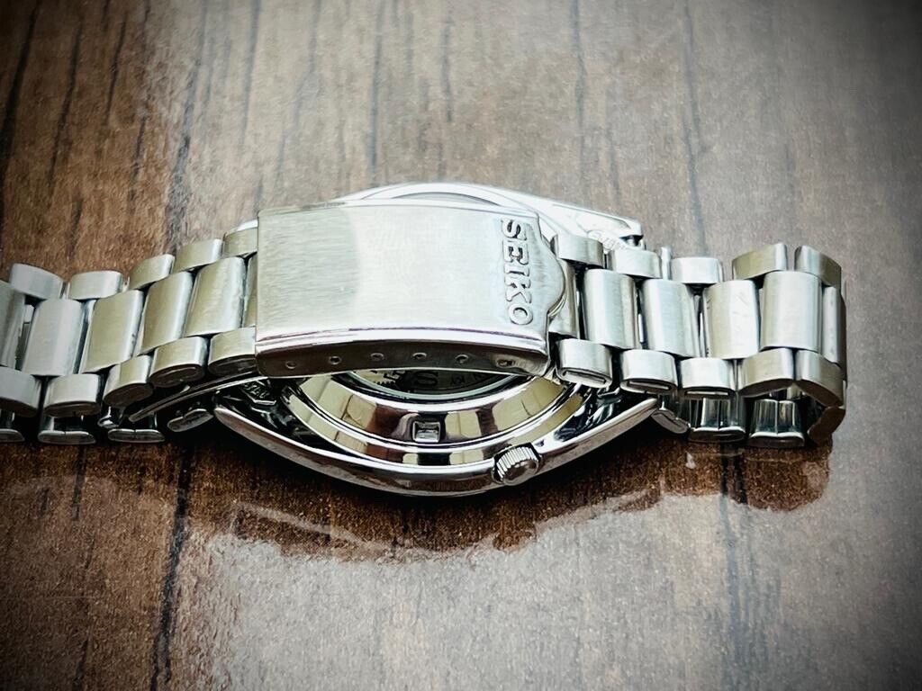 Seiko 5 Automatic 21 Jewels Silver Dial, 7S26-0480 36mm Men’s Watch - Grab A Watch Co