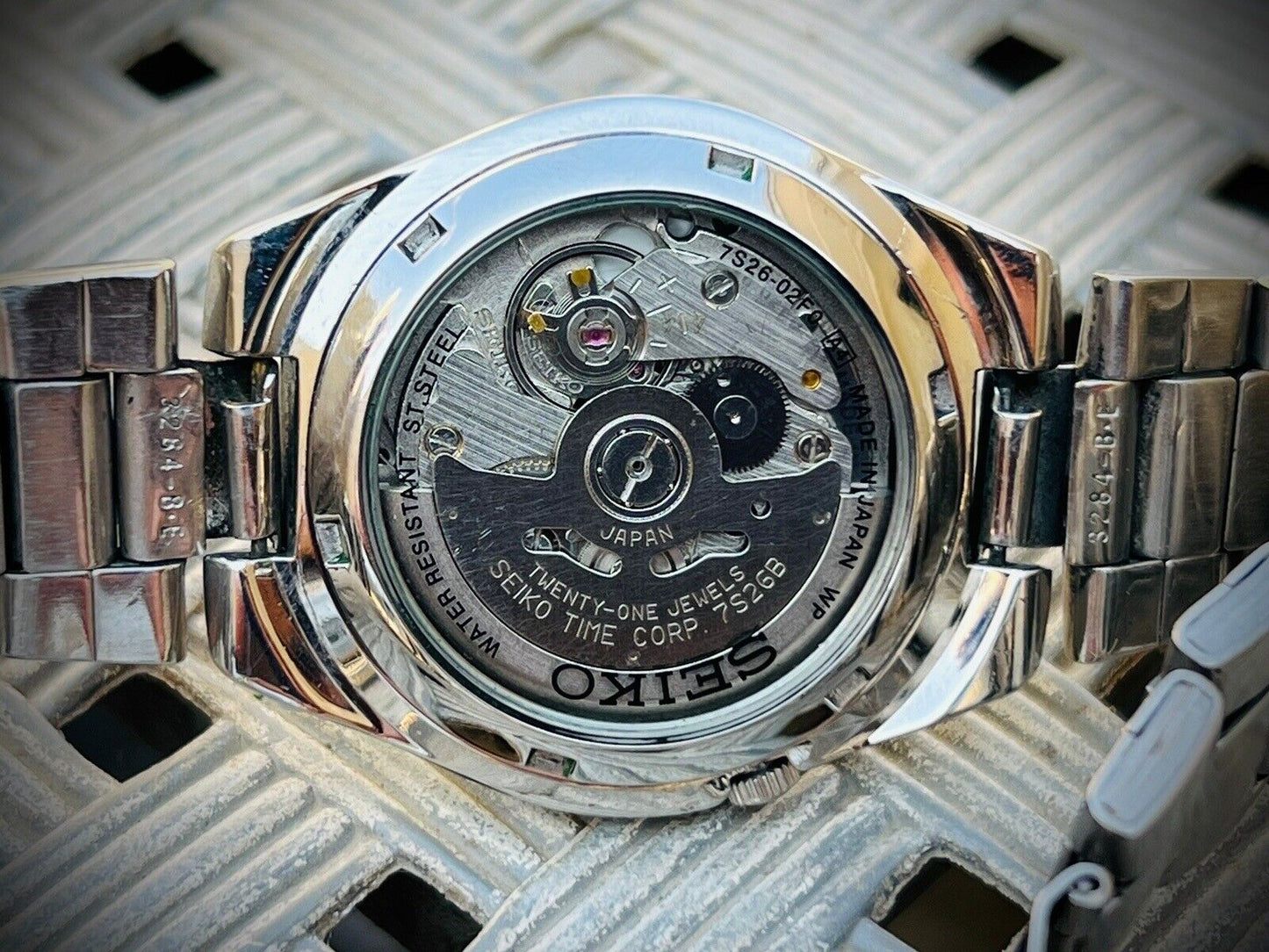 Seiko 5 Automatic 21 Jewels Silver Dial Ref:7S26-02F0, Japan 36mm - Grab A Watch Co