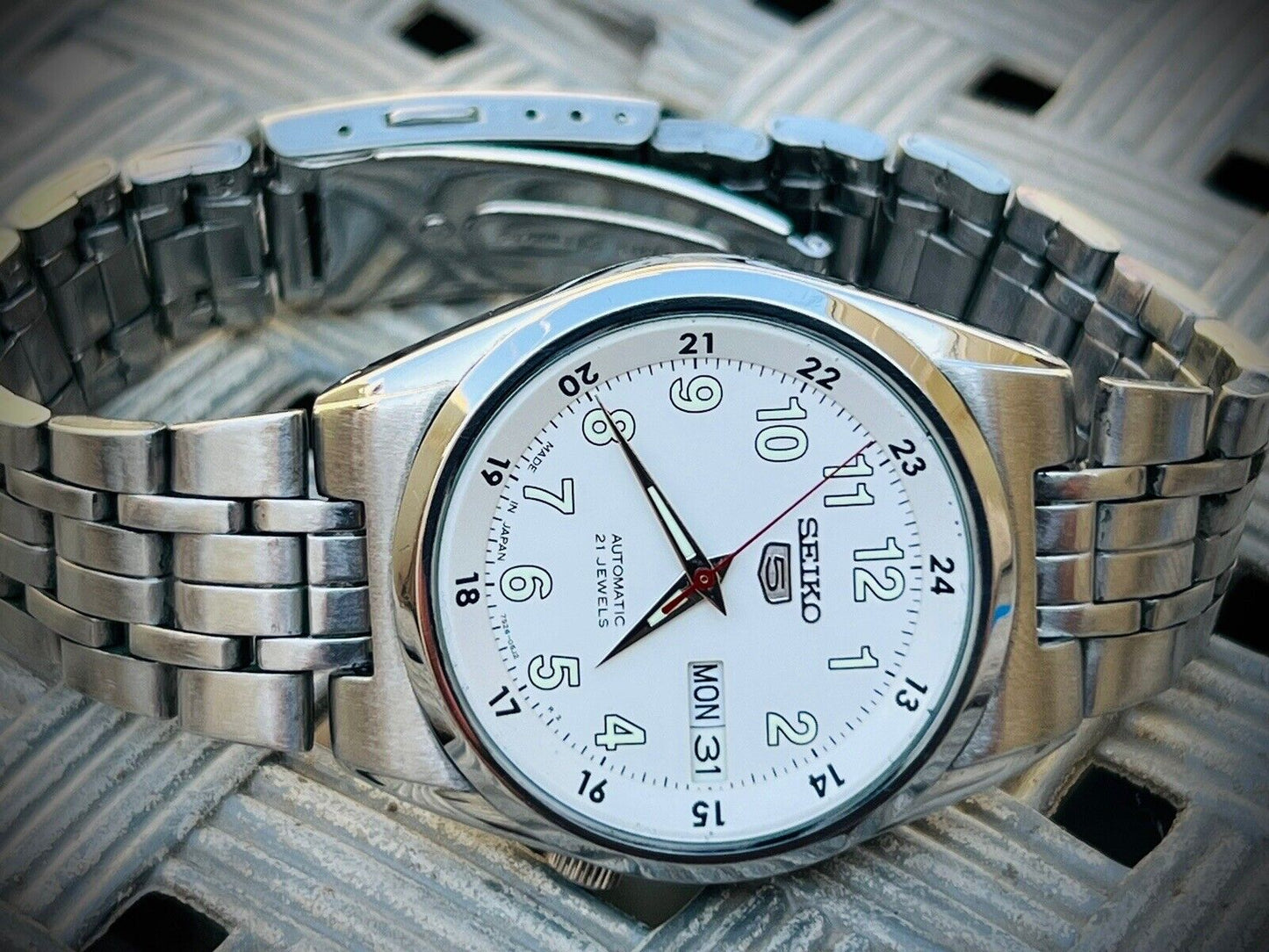 Seiko 5 Automatic 21 Jewels White dial Ref:7S26-02C0, Japan 36mm - Grab A Watch Co