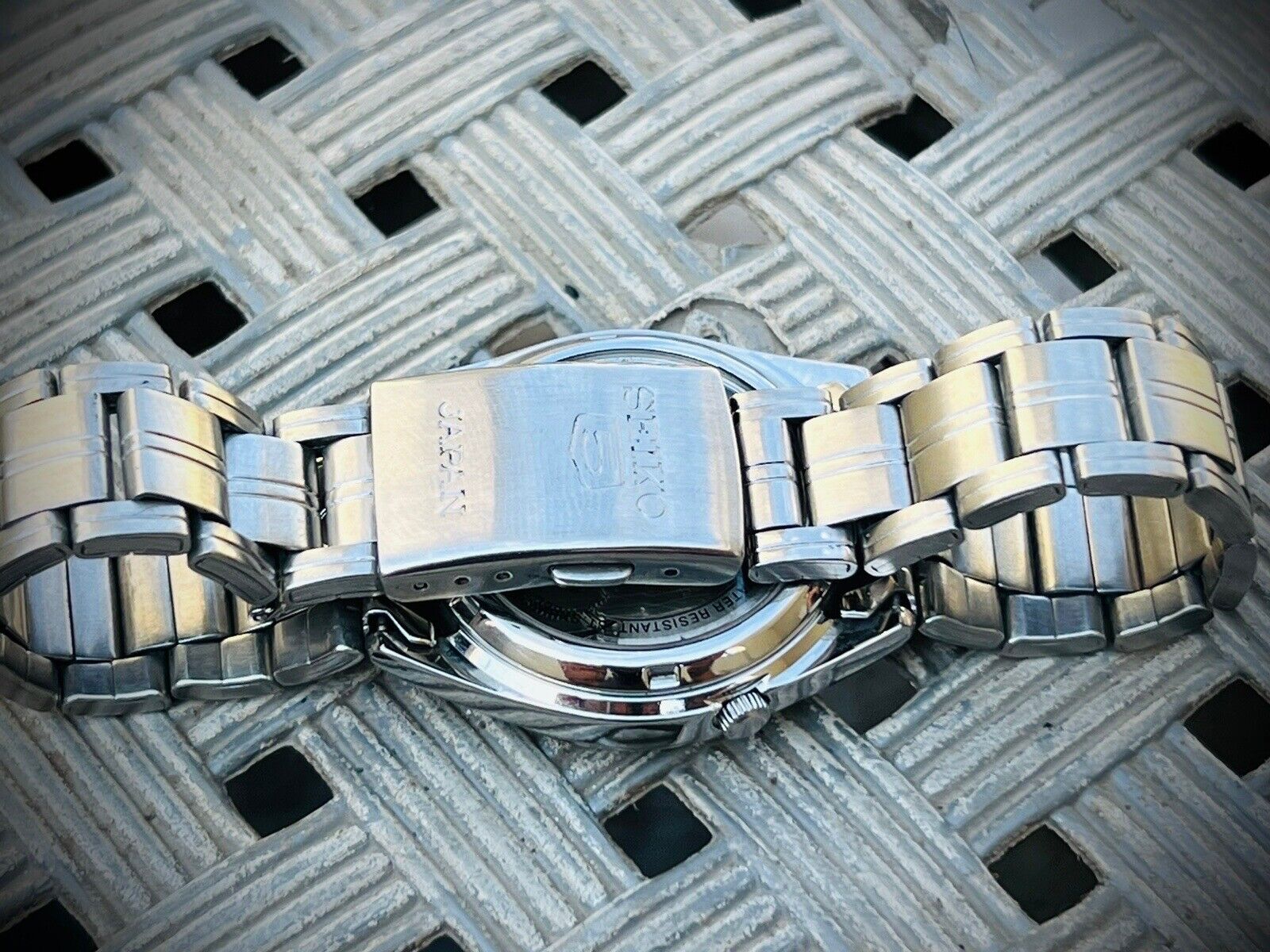 Seiko 5 Automatic 21 Jewels White Dial Ref:7S26-03B0, Japan 36mm - Grab A Watch Co