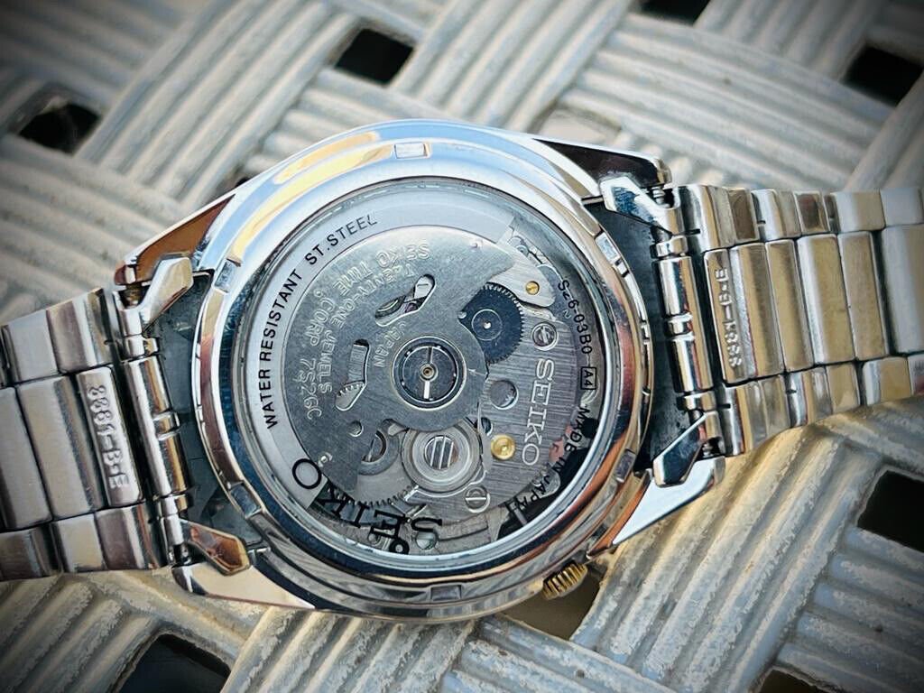 Seiko 5 Automatic 21 Jewels white dial Ref:7S26-03B0, Japan 36mm - Grab A Watch Co