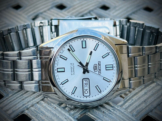 Seiko 5 Automatic 21 Jewels White Dial Ref:7S26-03B0, Japan 36mm - Grab A Watch Co