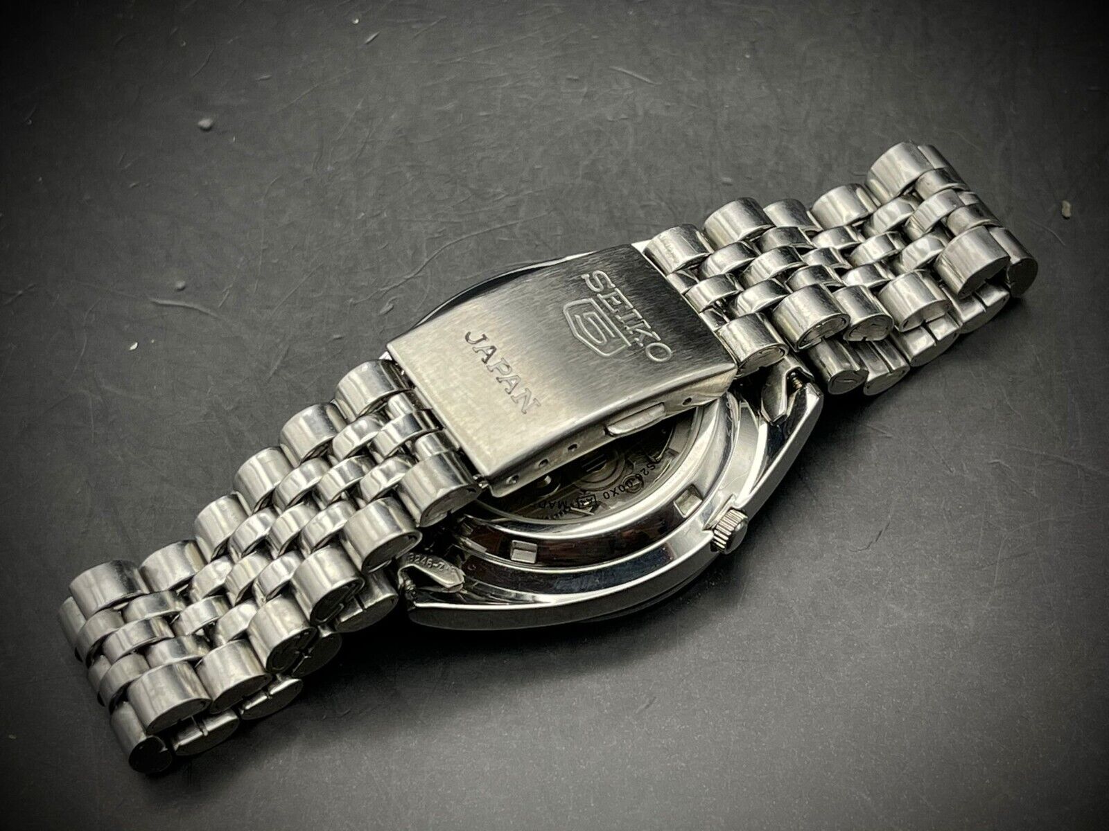 Seiko 5 Automatic Black Dial 21 Jewels 38mm 7s26 00x0 Japan Made - Grab A Watch Co