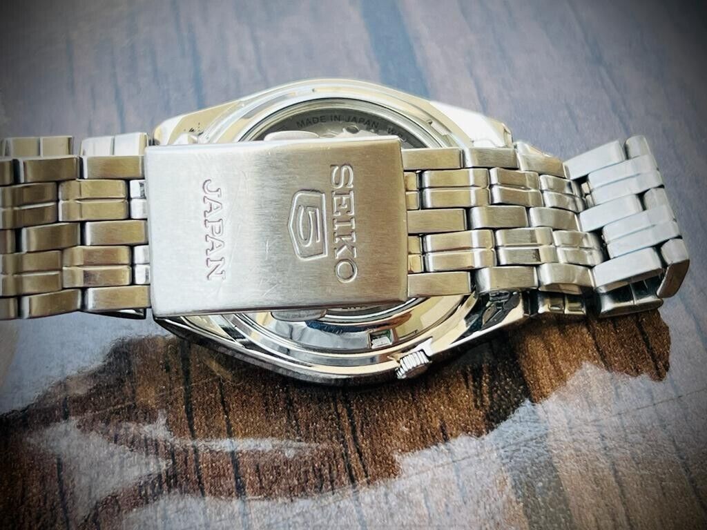 Seiko 5 Automatic Blue Racer Dial 21 Jewels 37mm Ref:7S26-02E0 Made In Japan