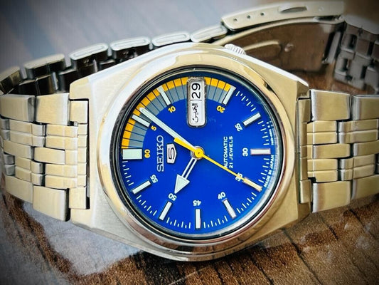Seiko 5 Automatic Blue Racer Dial 21 Jewels 37mm Ref:7S26-02E0 Made In Japan
