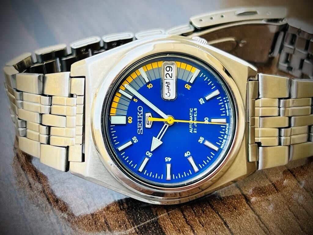 Seiko 5 Automatic Blue Racer Dial 21 Jewels 37mm Ref:7S26-02E0 Made In Japan