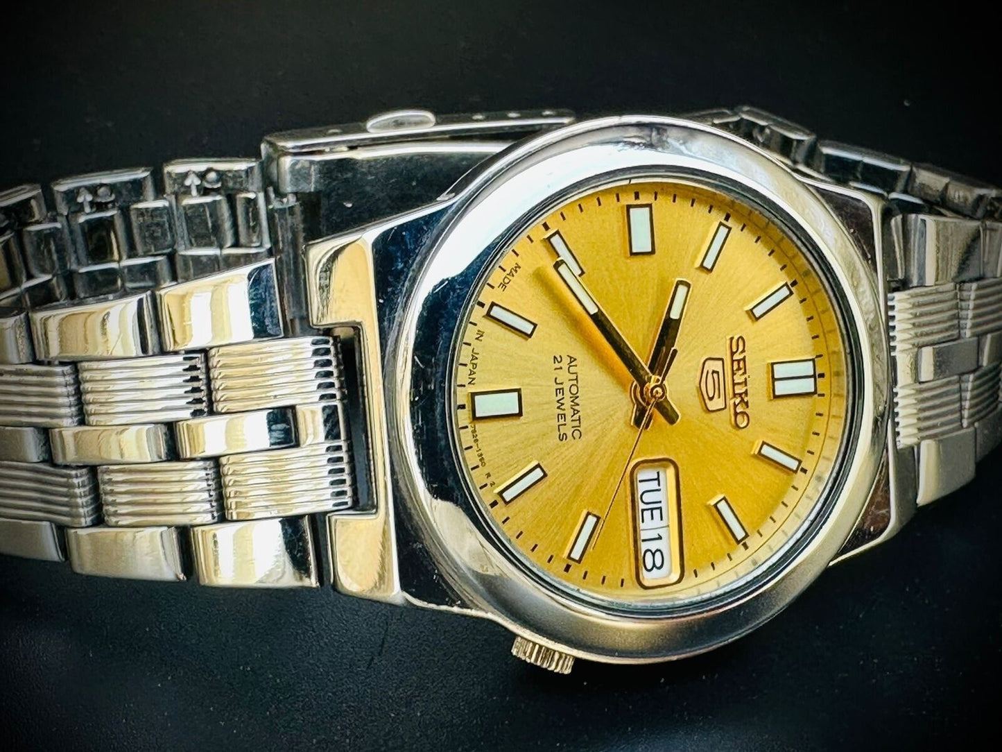 Seiko 5 Automatic Gold Dial 21 Jewels 36mm 7s26 01R0 Japan Made