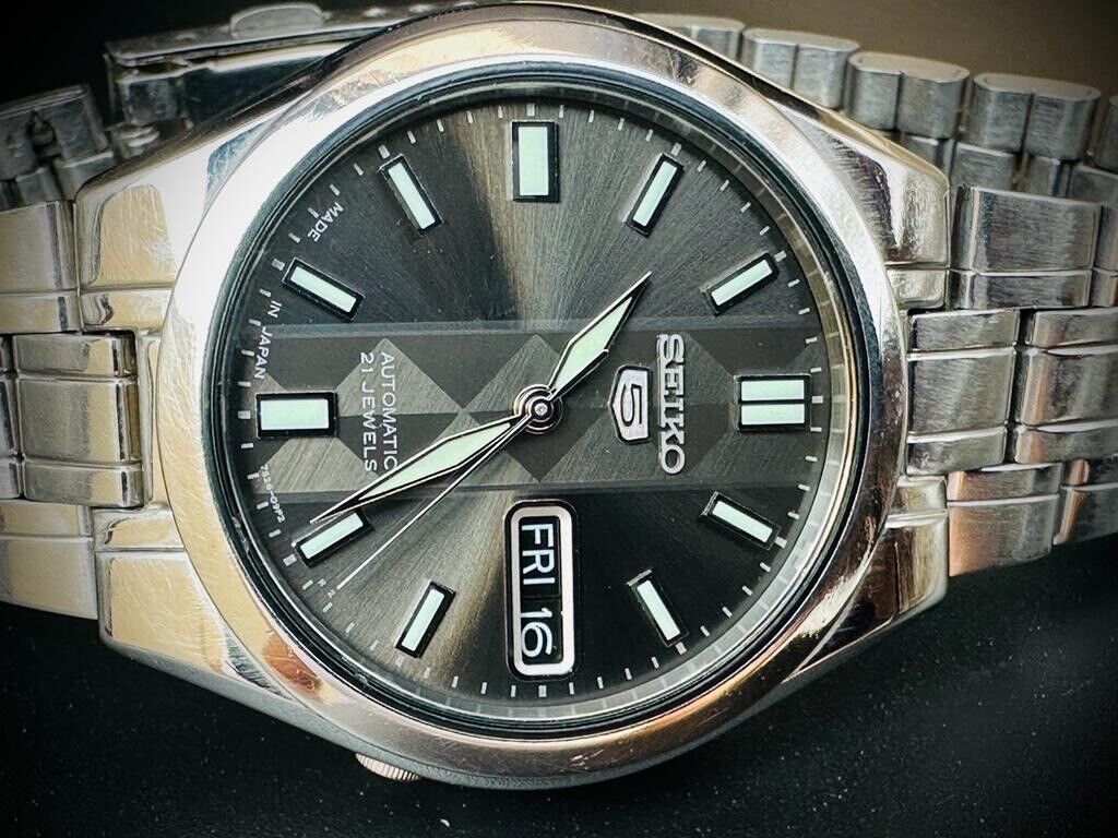 Seiko 5 Automatic Grey Dial 21 Jewels 38mm Ref:7s26/03E0 Made In Japan #136