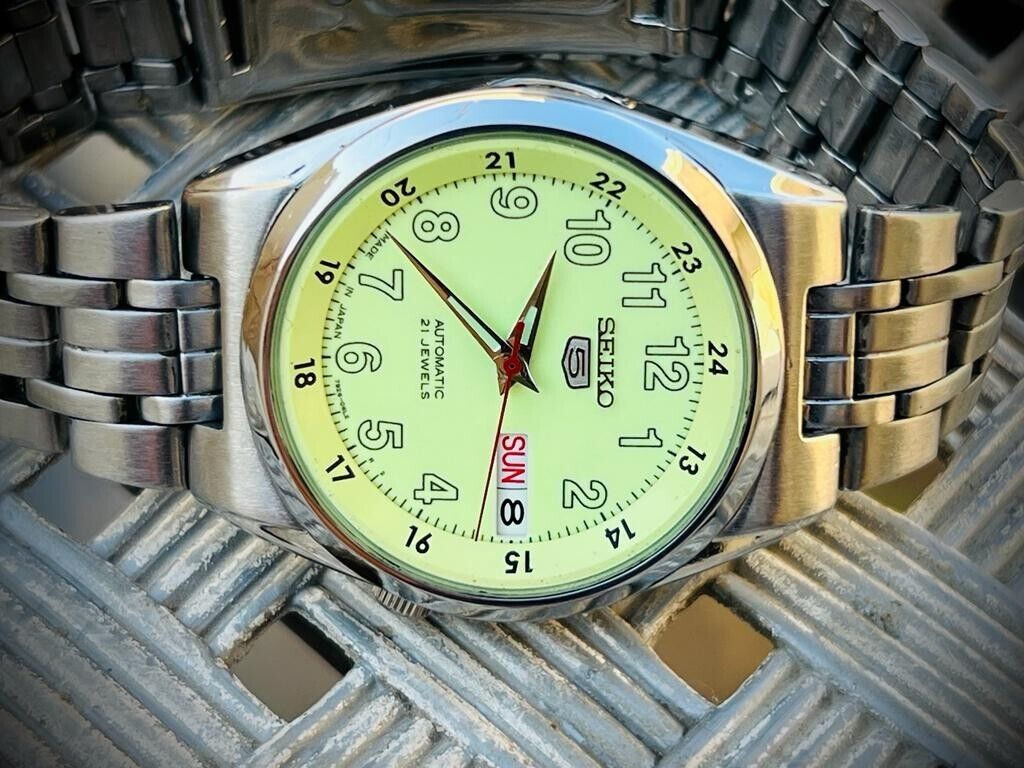Seiko 5 Automatic Radium Dial 21 Jewels 36mm 7s26 02c0 Japan Made - Grab A Watch Co