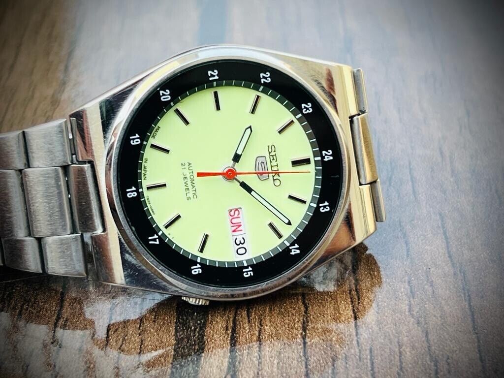 Seiko 5 Automatic Railway Radium Dial 21 Jewels 7S26 0530, 36mm Gents Watch - Grab A Watch Co