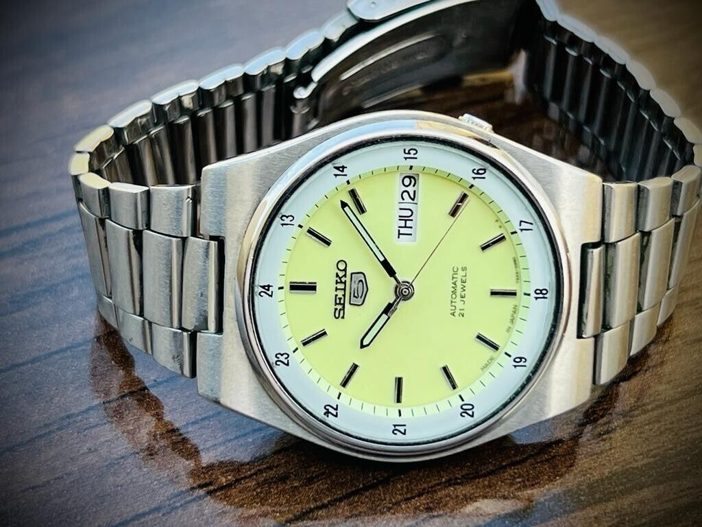 Seiko 5 Automatic Railway Radium Dial 21 Jewels 7s26-0530, 36mm Gents Watch - Grab A Watch Co