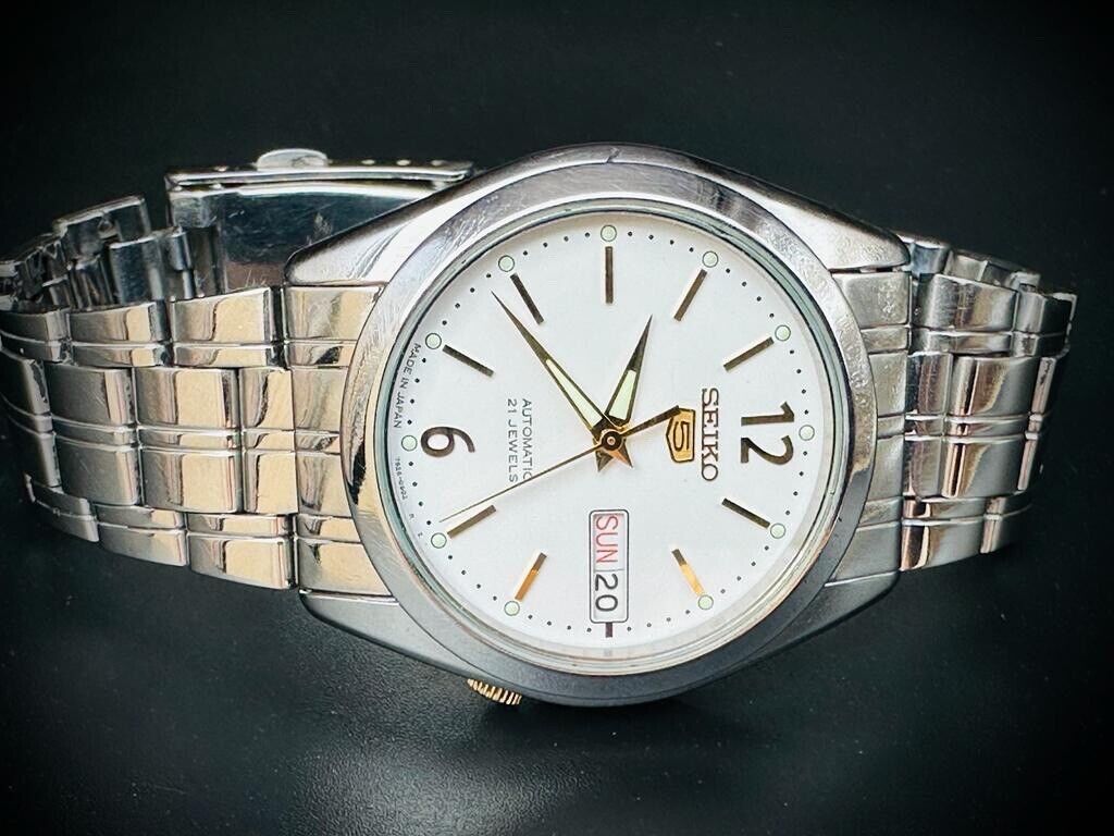 Seiko 5 Automatic white dial 21 Jewels 38mm Ref 7s26/03B0 Made in Japan - Grab A Watch Co