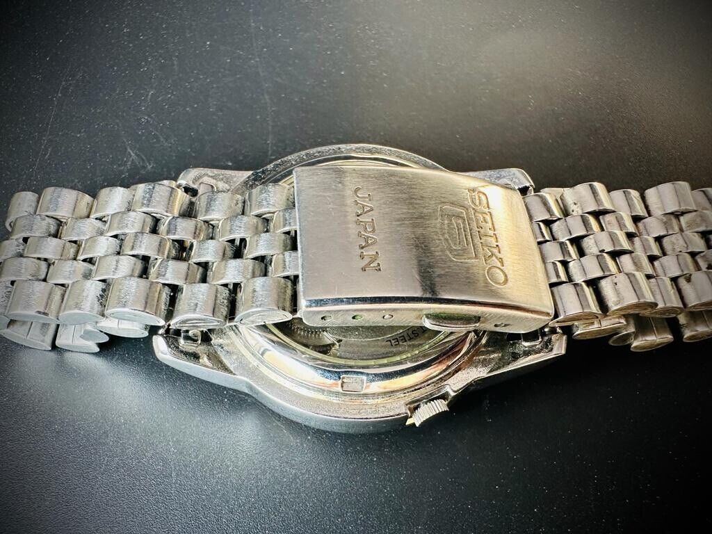 Seiko 5 Automatic White Racer Dial 21 Jewels 38mm Ref:7s26/02w0 Made In Japan