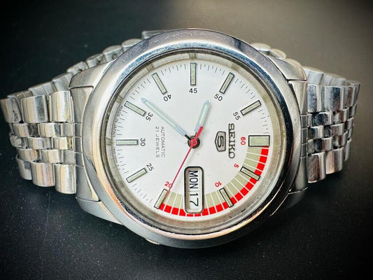 Seiko 5 Automatic White Racer Dial 21 Jewels 38mm Ref:7s26/02w0 Made In Japan