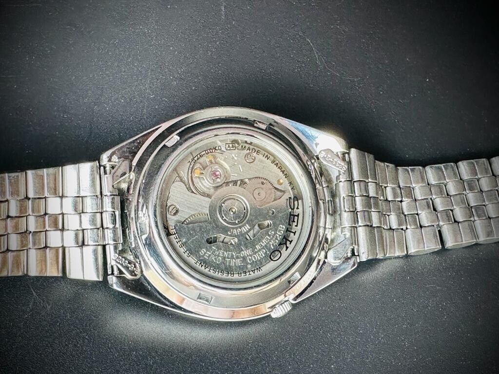 Seiko 5 Automatic White Racer Dial 21 Jewels 7s26 00x0 Made in Japan 38mm - Grab A Watch Co