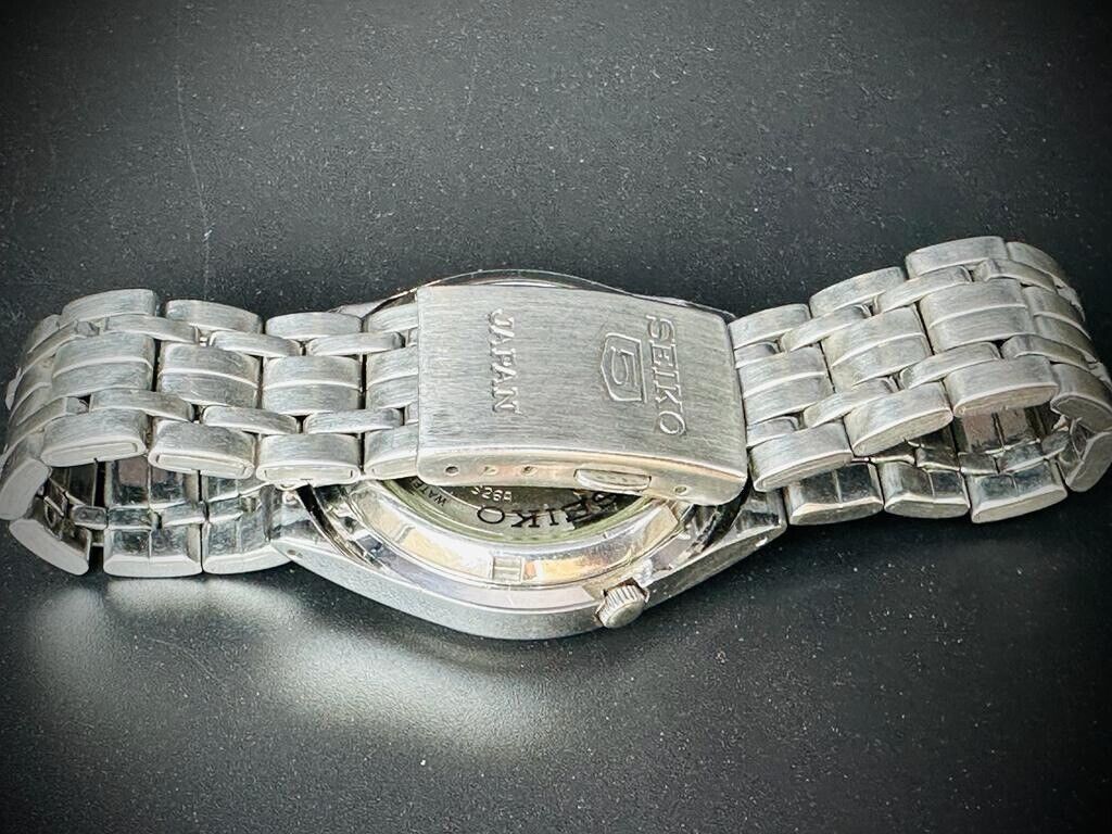 Seiko 5 Blue dial 21 Jewels Automatic Mens Watch 7s26 01R0 38mm Made In Japan