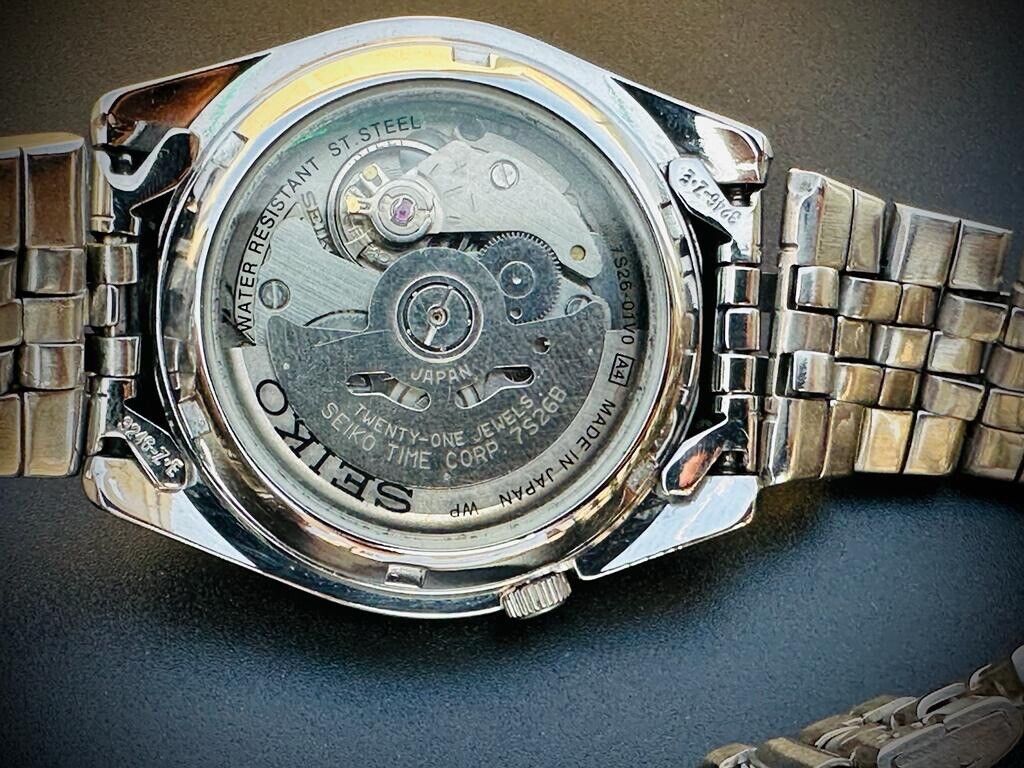 Seiko 5 Blue Racer Automatic 21 Jewels 38mm Ref: 7s26-01v0 Made in Japan