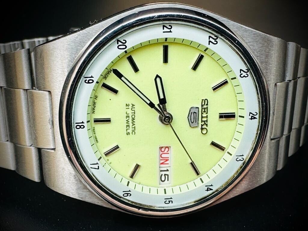 Seiko 5 Green Radium Dial 21 Jewels Automatic 36mm Ref:7s26/00x0 Made in Japan
