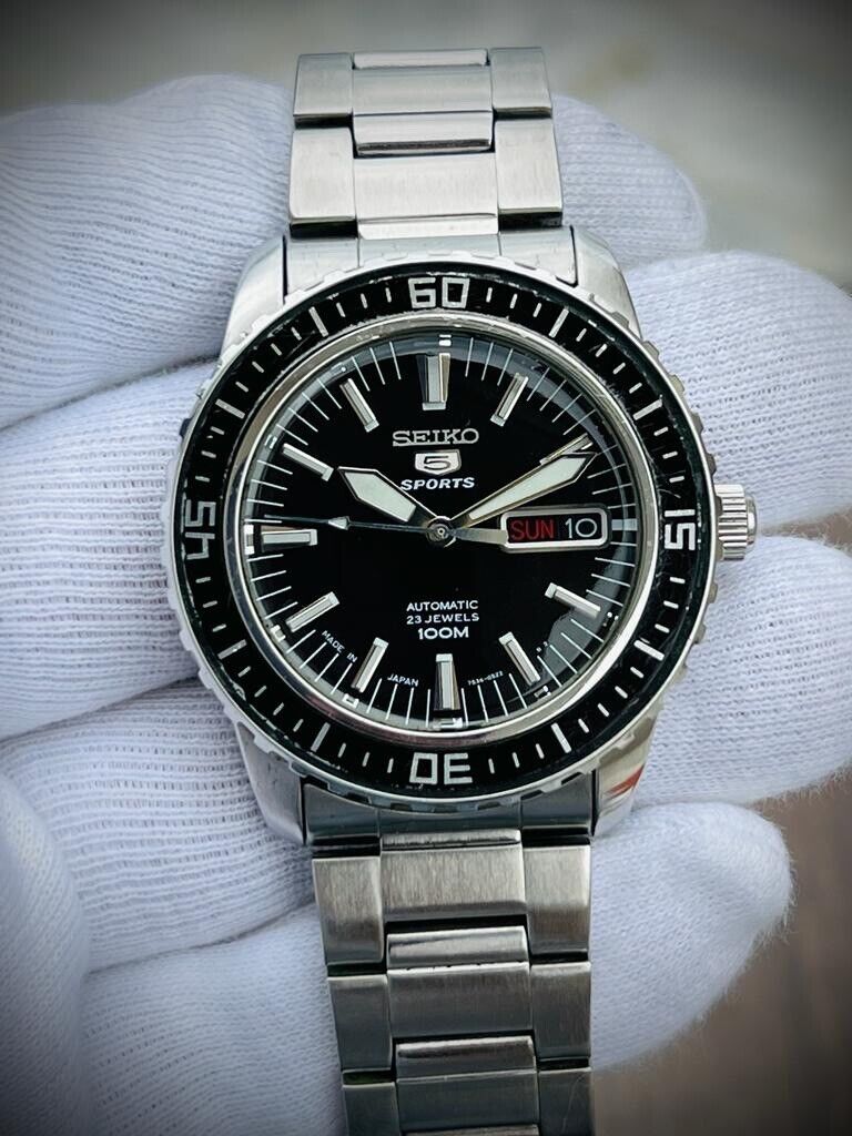 Seiko 5 Sports 100m 7S36-04N0 Black Dial, Automatic Gents Watch Genuine 41mm
