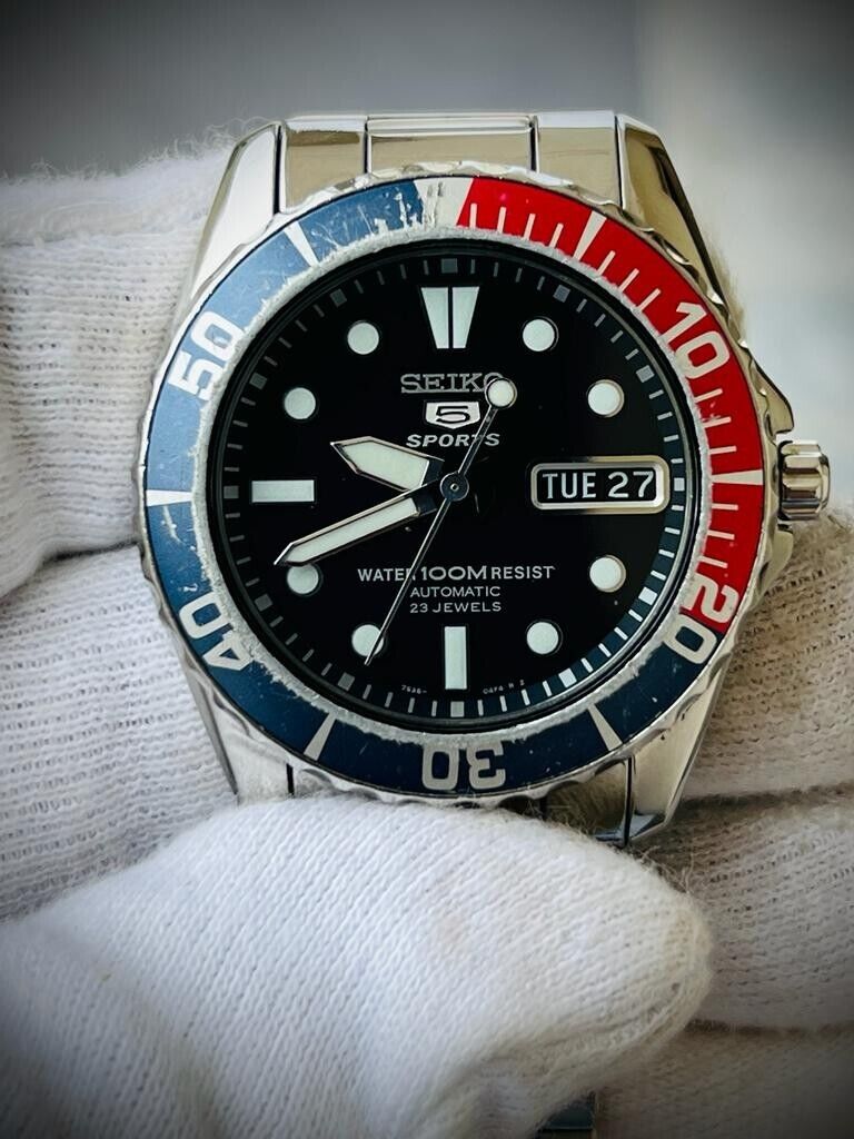 Seiko 5 Sports 100m Black Dial Diver Pepsi Bezel Automatic Gents Watch Genuine - Grab A Watch Co