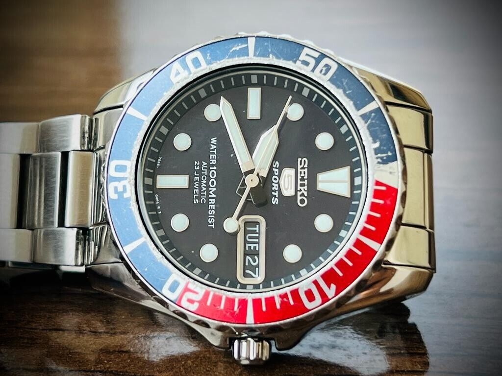 Seiko 5 Sports 100m Black Dial Diver Pepsi Bezel Automatic Gents Watch Genuine - Grab A Watch Co