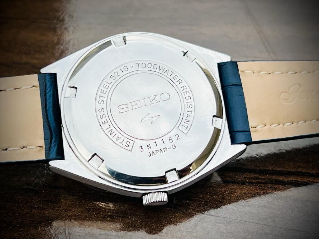 Vintage Beautiful Seiko LM Special 25 Jewels Blue Dial Automatic 5216-7000 Mens
