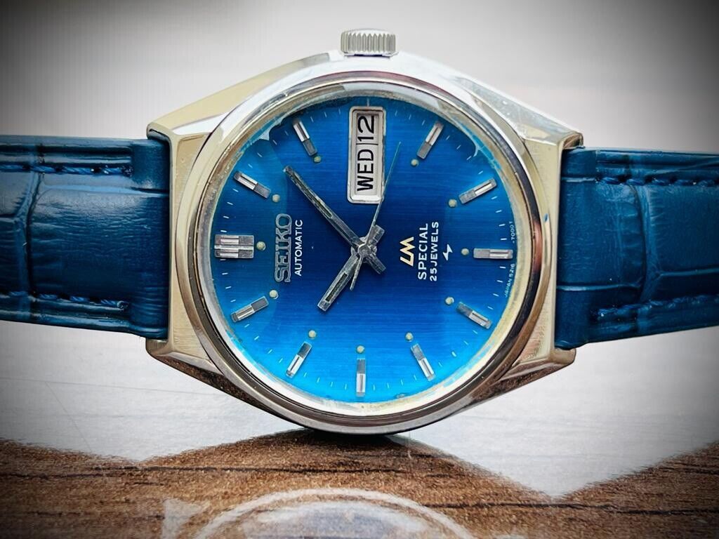 Vintage Beautiful Seiko LM Special 25 Jewels Blue Dial Automatic 5216-7000 Mens