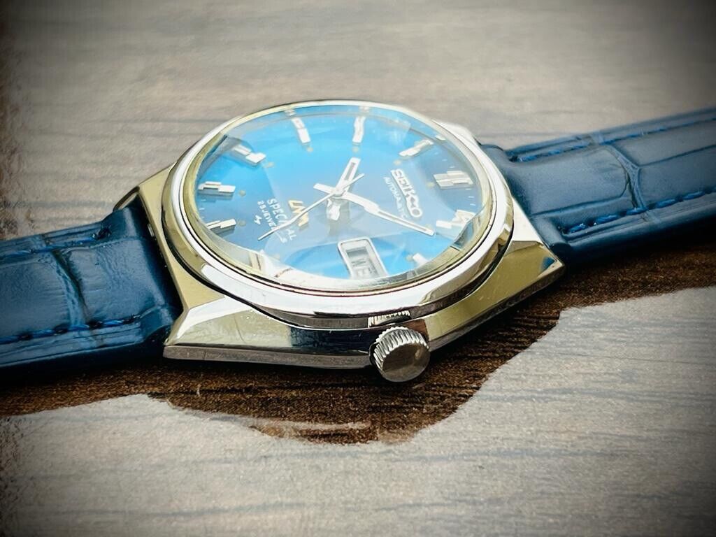 Vintage Beautiful Seiko LM Special 25 Jewels Blue Dial Automatic 5216-7000 Mens