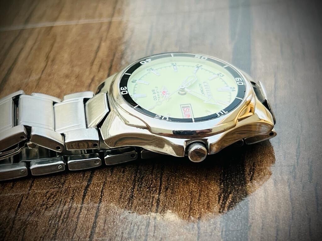 Vintage Citizen Automatic 21 Jewels WR100 Radium dial 611168 Japan 38mm