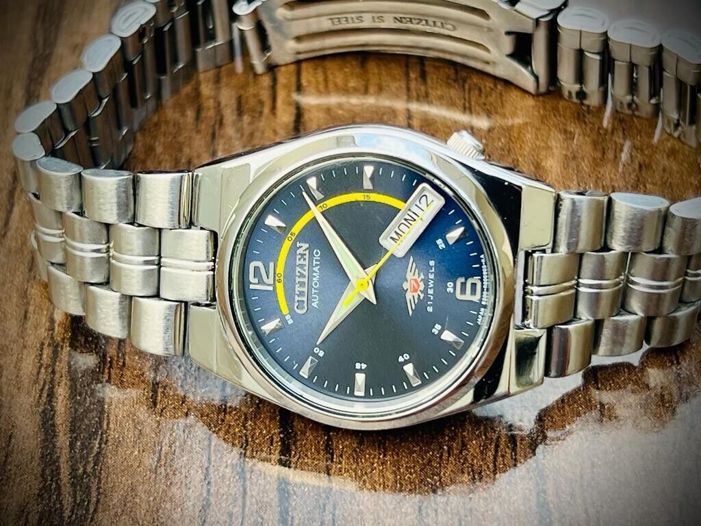 Vintage Citizen Automatic Blue Racer Dial Mens Watch ,Japan Made - Grab A Watch Co