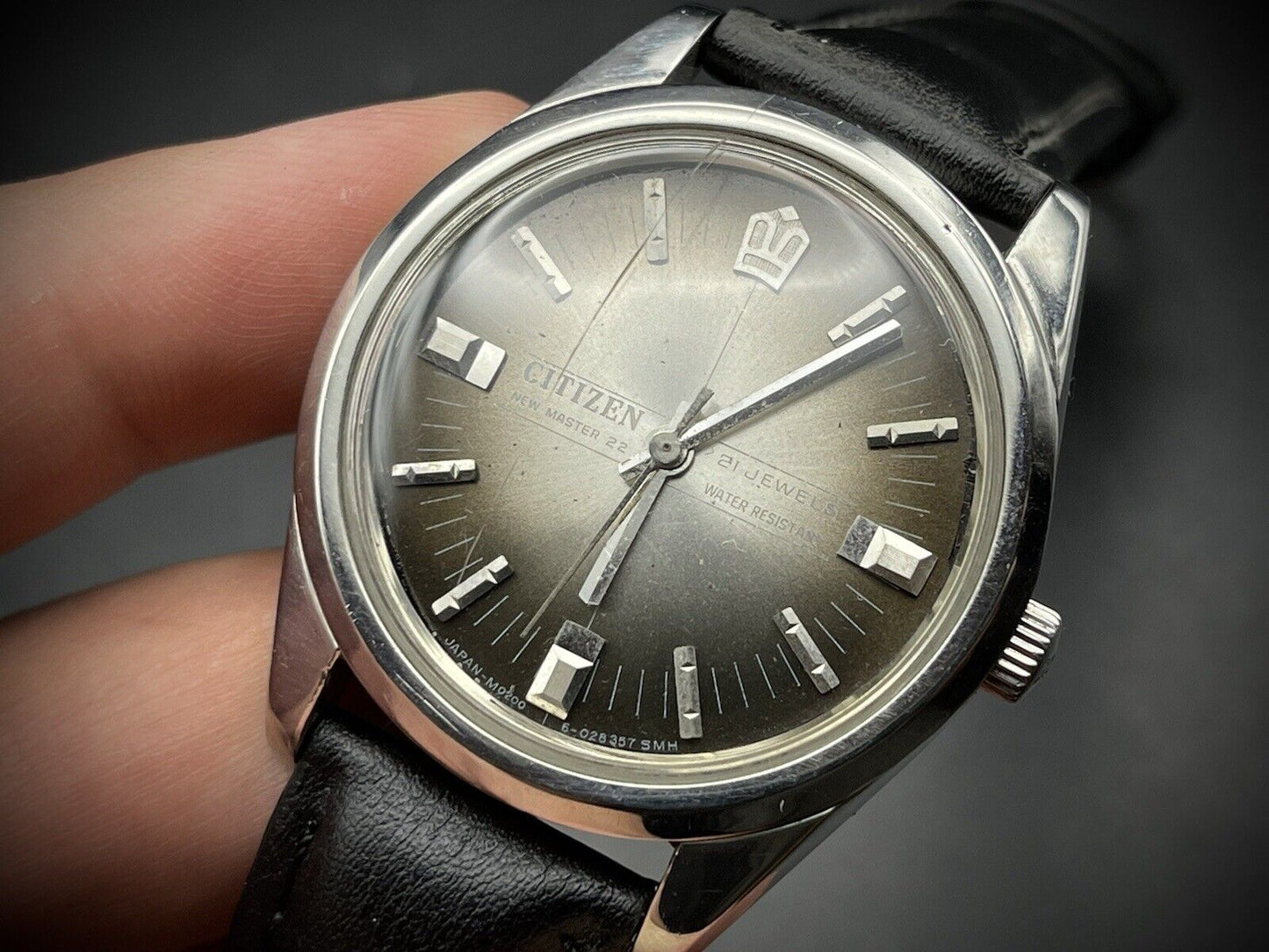 Vintage Citizen New Master 22 Automatic 35mm Gents Watch, Japan made - Grab A Watch Co
