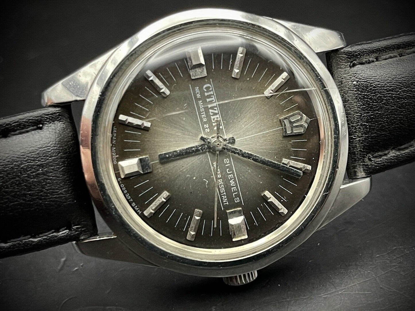 Vintage Citizen New Master 22 Automatic 35mm Gents Watch, Japan made - Grab A Watch Co