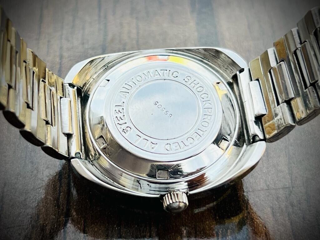Vintage Damas Green Dial Automatic 38mm Gents Watch, Unique Swiss Made - Grab A Watch Co