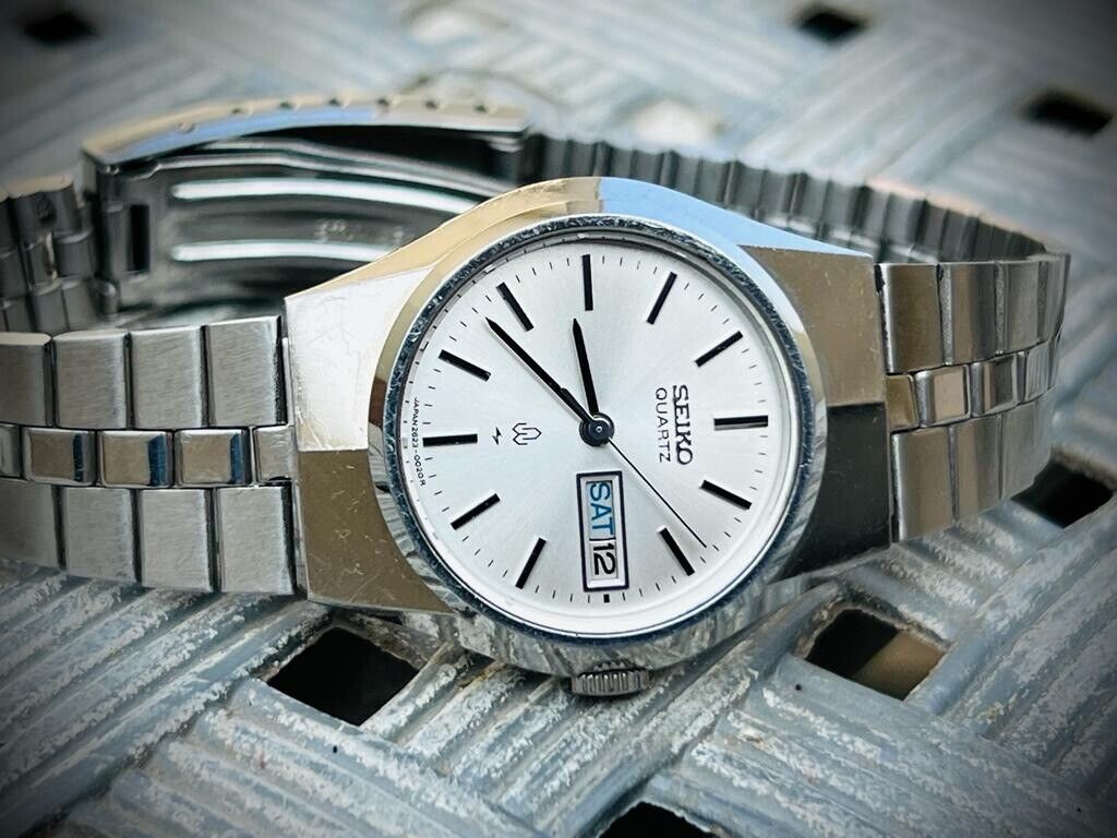 Vintage Ladies Seiko Quartz ref:2623-0020, Japan Made, Perfect - Grab A Watch Co