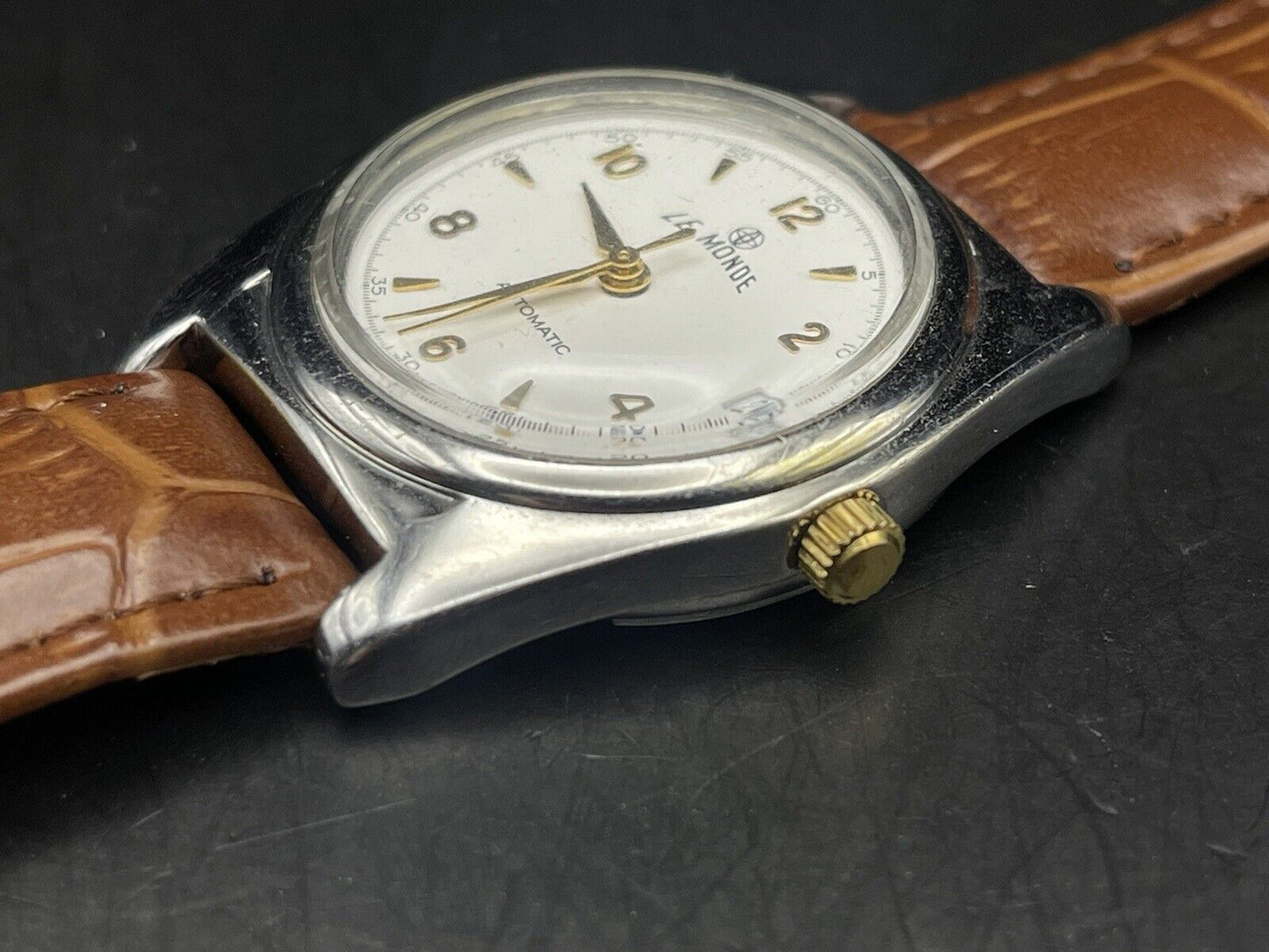 Vintage Le Monde Automatic Gents Watch, 25 Jewels swiss made - Grab A Watch Co