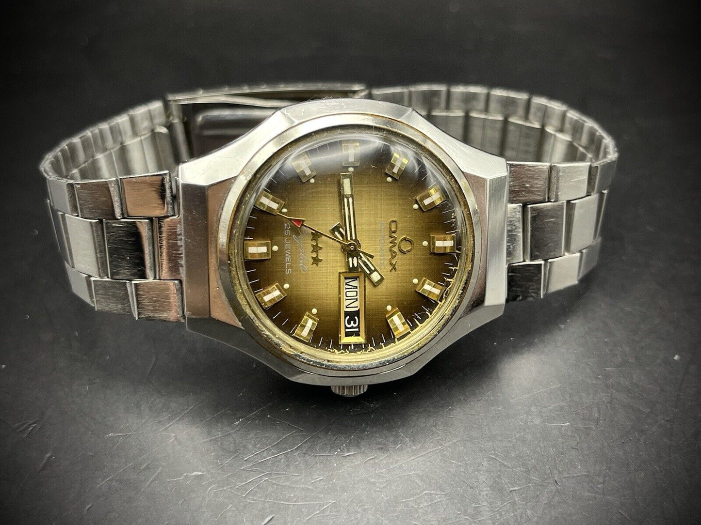 Vintage Omax 3 Star 21 Jewels Automatic Crystal 36mm Mens Watch, Swiss - Grab A Watch Co