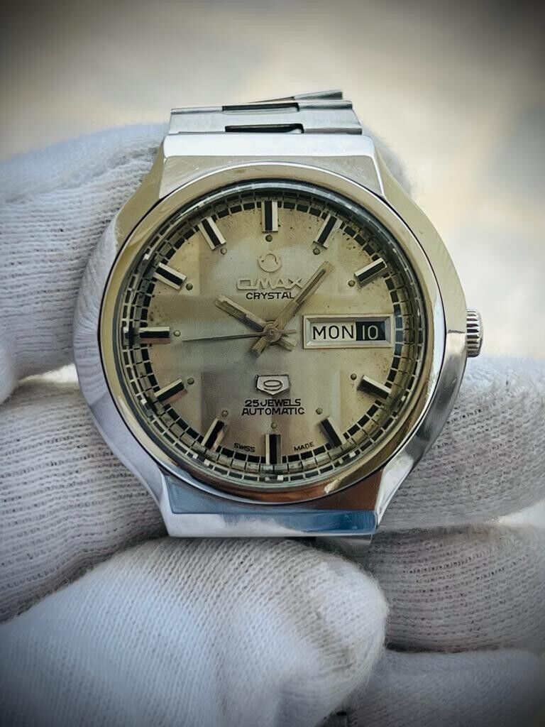 Vintage Omax 9 Crystal Automatic 40mm Gents Watch, Swiss Made - Grab A Watch Co