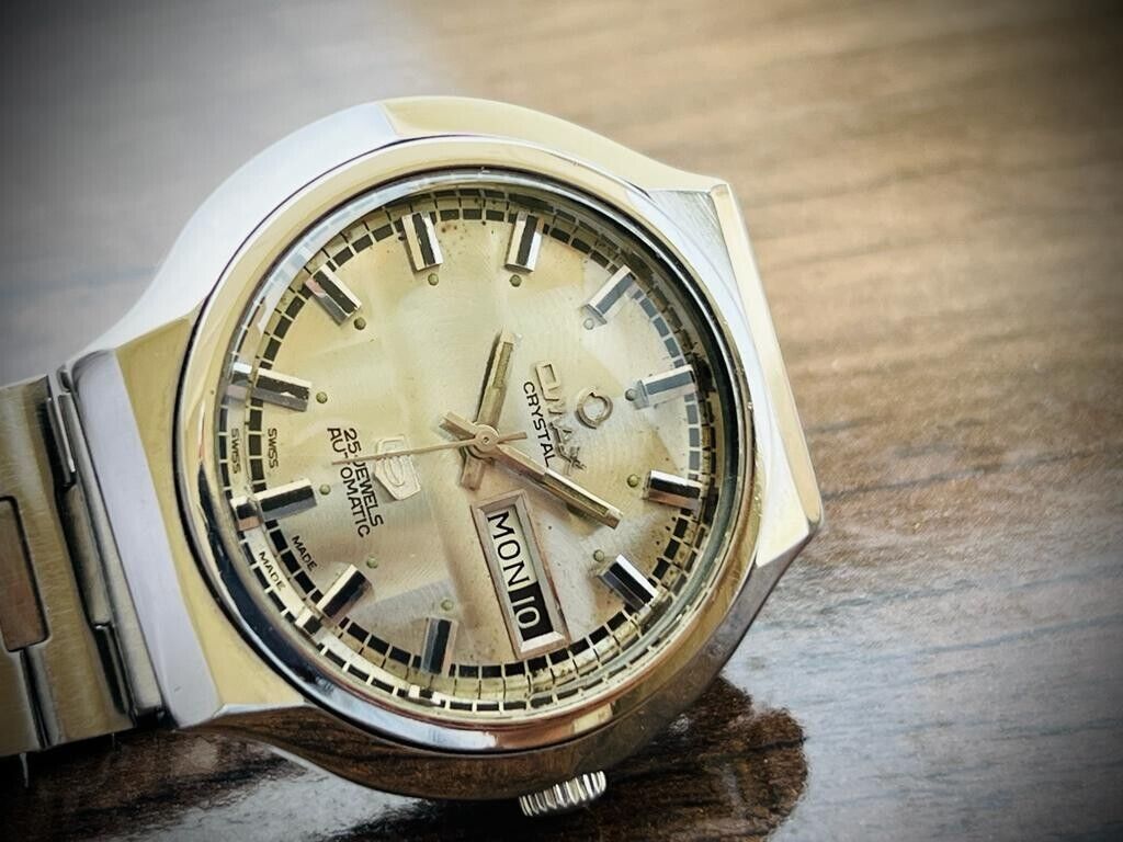 Vintage Omax 9 Crystal Automatic 40mm Gents Watch, Swiss Made - Grab A Watch Co