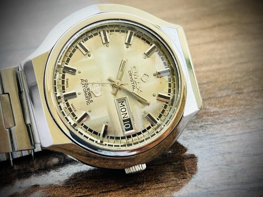 Vintage Omax 9 Crystal Automatic 40mm Gents Watch, Swiss Made - Grab A Watch Co