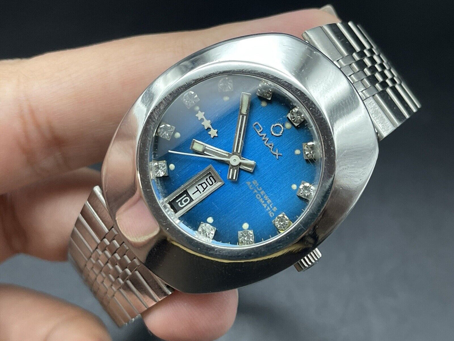 Vintage Omax Crystal 25 Jewels Automatic Blue Diamond Dial 36mm Mens Watch - Grab A Watch Co