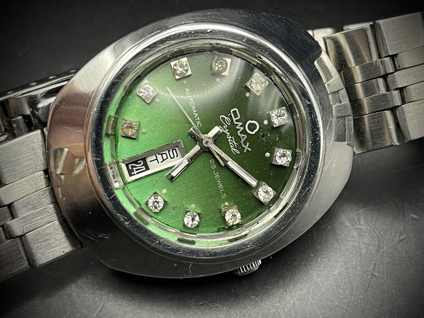 Vintage Omax Crystal 25 Jewels Automatic Green Diamond Dial 36mm Mens Watch - Grab A Watch Co