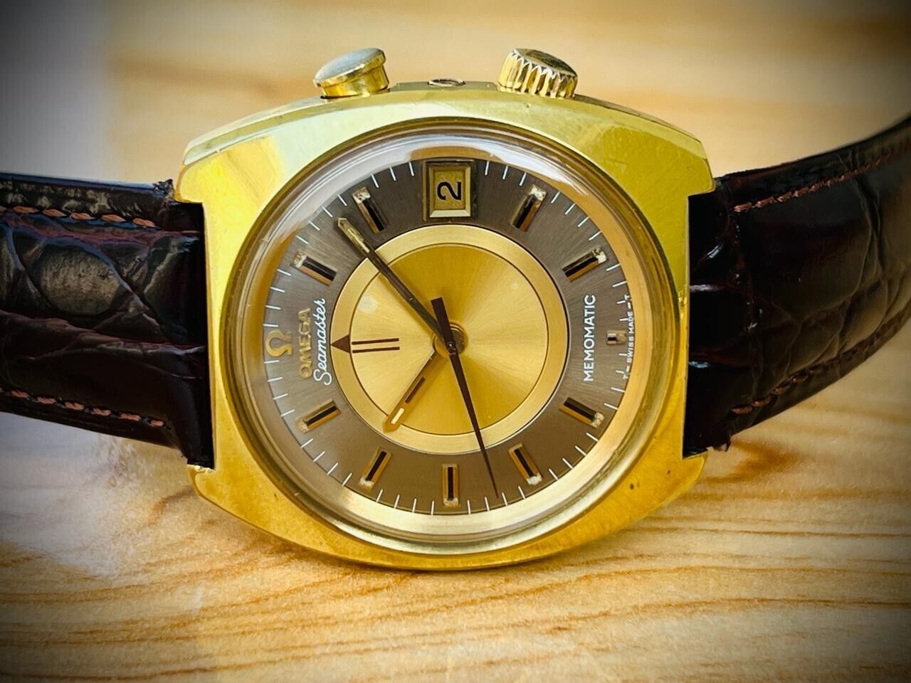 Vintage OMEGA SEAMASTER MEMOMATIC 40mm Mens Watch, Perfect - Grab A Watch Co