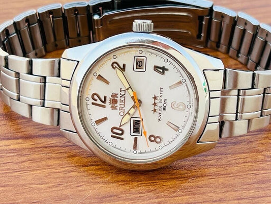 Vintage Orient 3 Star 50m Day Date Silver Dial Mens Watch 38mm - Grab A Watch Co