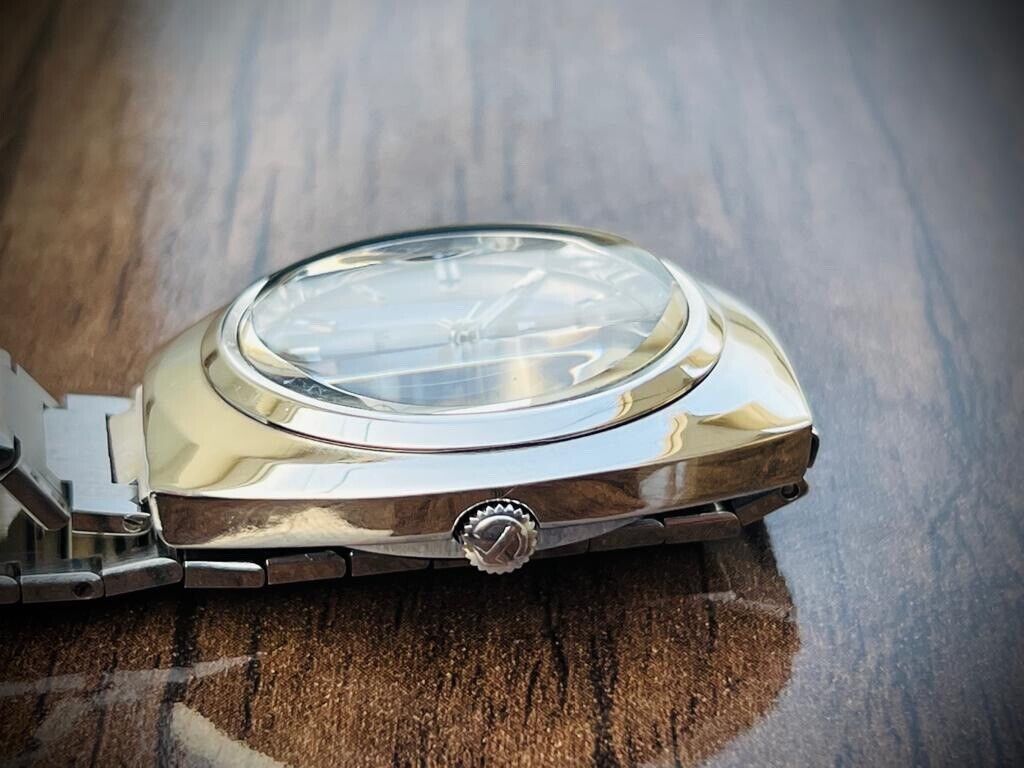 Vintage Rado MatterHorn NOS 39mm Automatic Gents Watch, Swiss Made - Grab A Watch Co